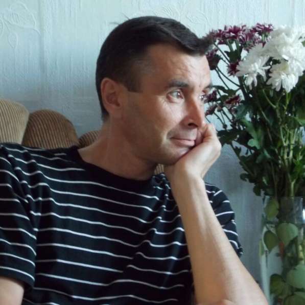 Дмитрий, 48 лет, хочет познакомиться