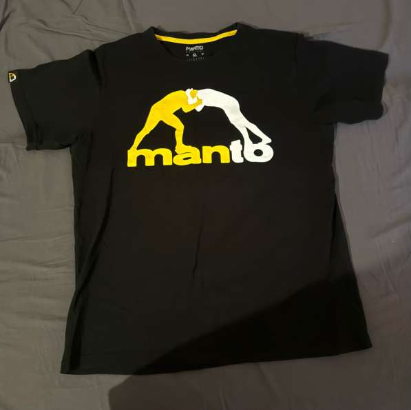 Футболка manto