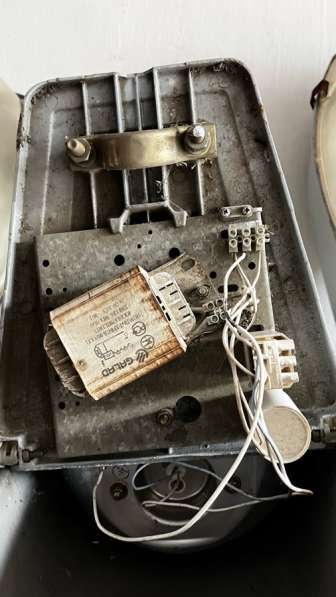 Уличные светильники в Апрелевке