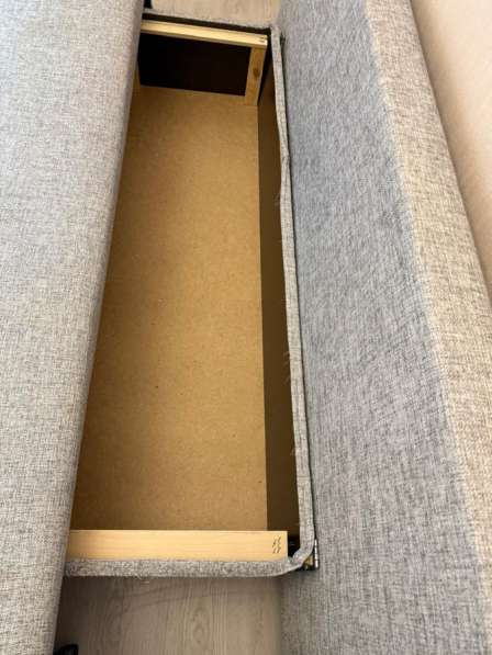 Диван двухместный БУ в Москве