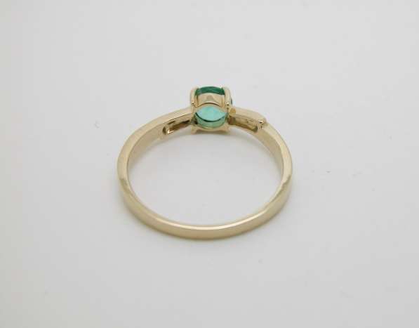 Золотое кольцо с Изумрудом Ф 5.5 мм. в Москве фото 5