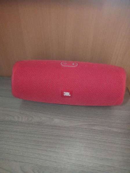 Колонка JBL charge 4