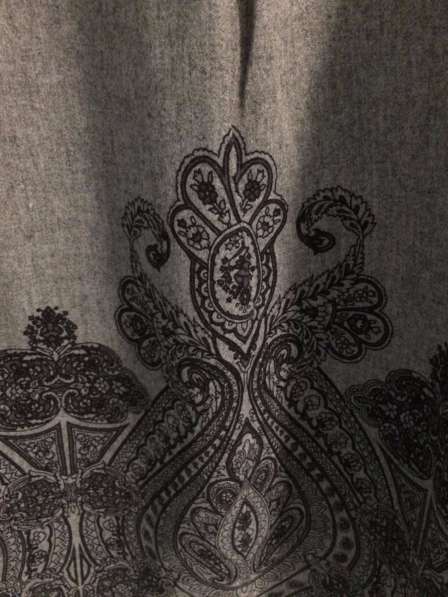 Новое серое шерстяное платье c узором «пейсли»(USA) в Москве фото 11