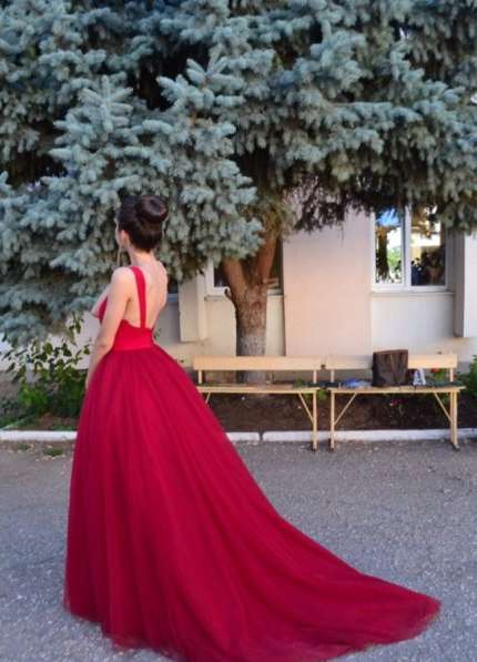 Вечернее платье в Саках фото 8