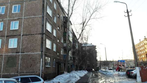 2 комнатная квартира в г. Братск, ул. Пихтовая 68