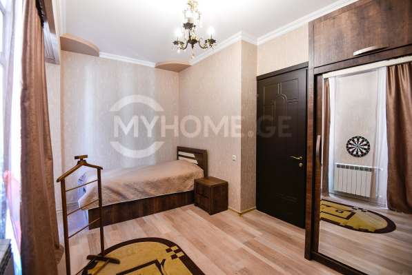 Продается 4-комнатная квартира в 