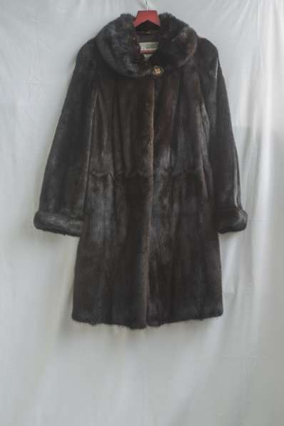 Шуба норковая коричневая Saga Mink, размер 48-50 в Красноярске фото 5