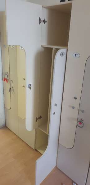 Шкафы для раздевалки двухсекционные в Москве