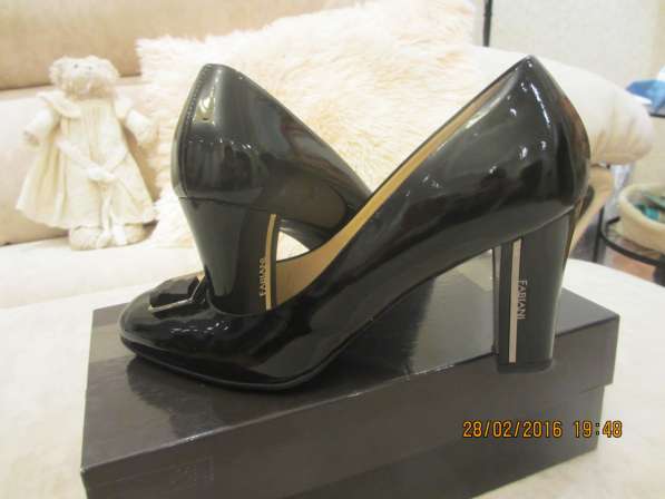 Продаю черные лаковые туфли Фабиани в Одинцово фото 3