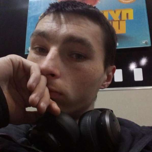 Максим, 24 года, хочет познакомиться – Максим, 24 года, хочет познакомиться в Петропавловск-Камчатском фото 3