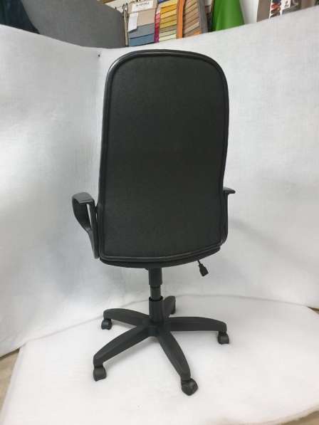 Компьютерный стул в Москве фото 5