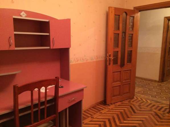Сдаётся 3 комнатная квартира в городе Баку в фото 8