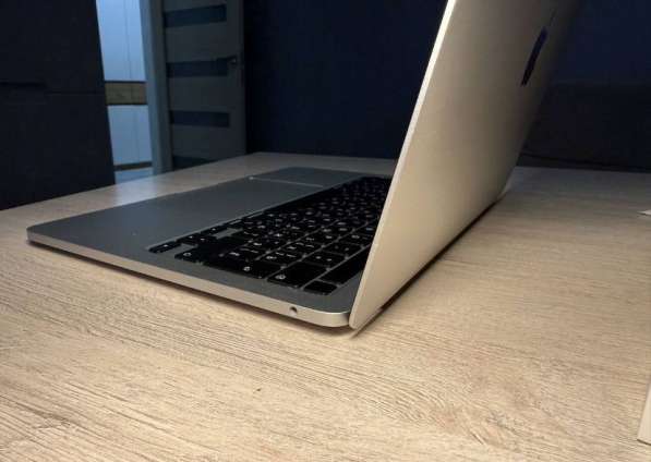 MacBook Pro 13" M1 — мощный и компактный в Москве фото 5