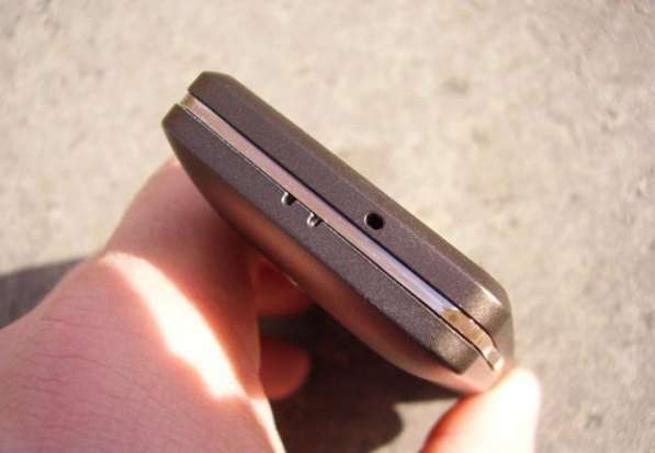 Sony Ericsson K770i (оригинал, комплект) в Москве фото 3