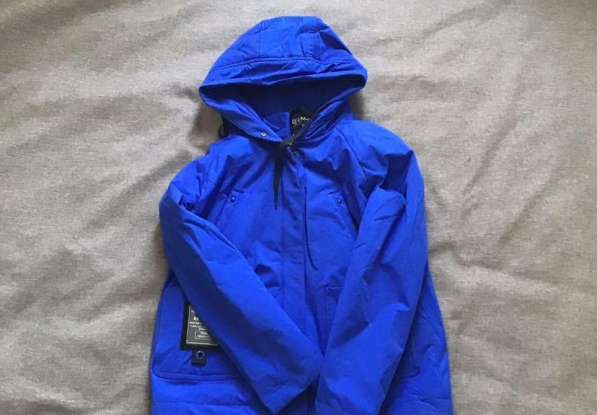 Демисезонная куртка в Санкт-Петербурге