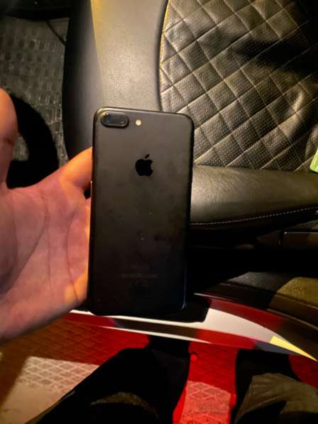 Айфон 7 плюс в идеальном состоянии