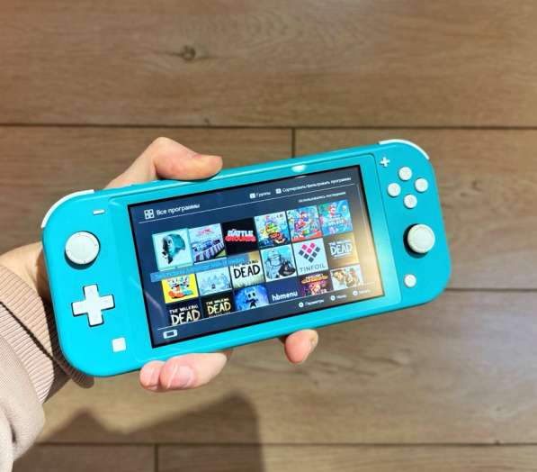 Nintendo Switch Lite с играми