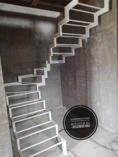Металлический каркас лестниц в фото 9