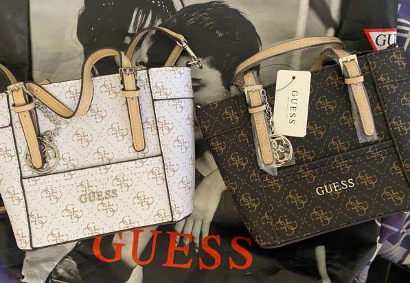 Оригинальные в упаковке часы и сумки «Guess» в Санкт-Петербурге фото 4