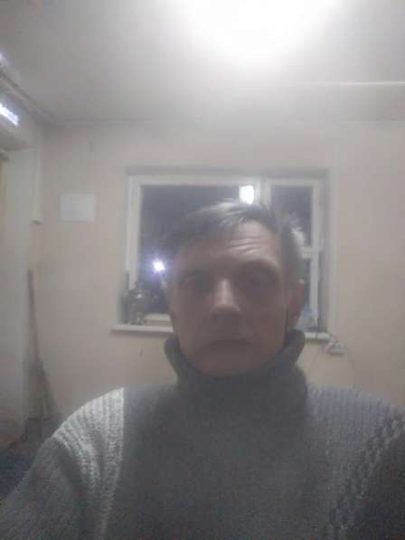 Иван, 48 лет, хочет пообщаться