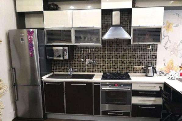 Продам двухкомнатную квартиру в Краснодар.Жилая площадь 64 кв.м.Этаж 8.Дом кирпичный.