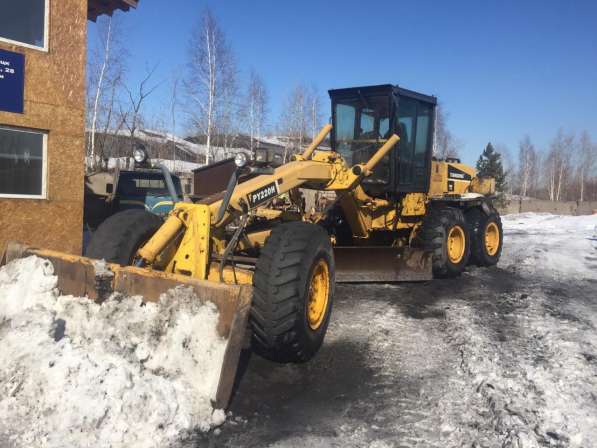 Аренда трактора погрузчика. Уборка чистка и вывоз снега в Екатеринбурге фото 14