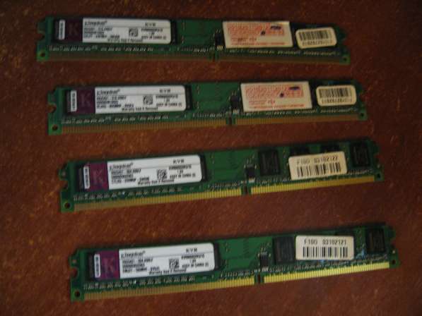 4GB DIMM DDR2 (6400) 4шт. Х 1Gb Kingston KVR800D2N5/1G Retai