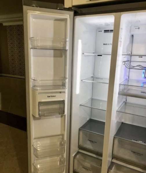 Холодильник рабочий в Москве