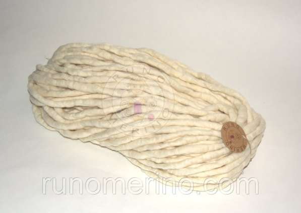 Натуральная толстая пряжа цвет №2 СЛИВКИ в фото 4