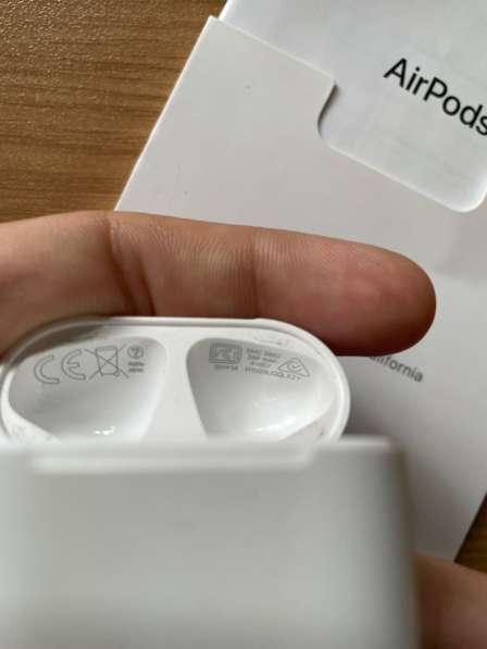 AirPods (2019) в Москве фото 3