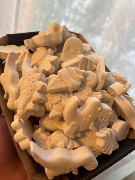 100 гипсовых фигурок