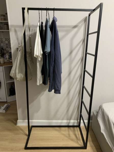 Вешалка. Hanger. Coat hanger. Coat stand