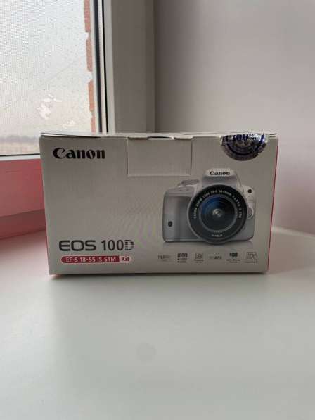 Canon EOS 100D в Санкт-Петербурге