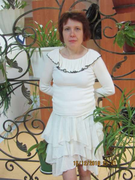 Елена, 48 лет, хочет познакомиться в Волхове