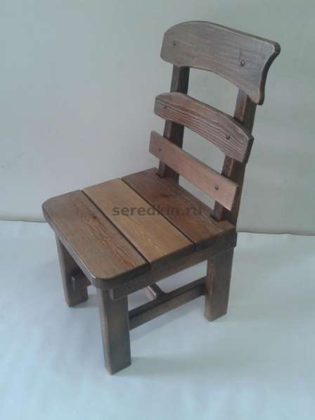 Деревенский стул из массива сосны
