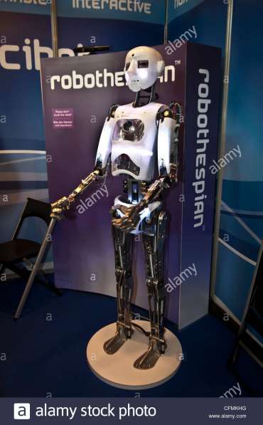 Уникальный интерактивный робот-актер Tespian в Москве