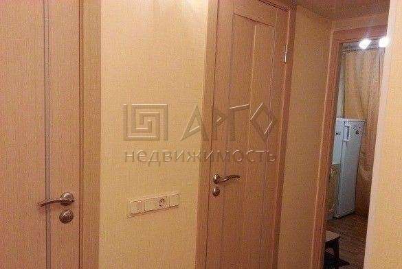 Сдам однокомнатную квартиру в Санкт-Петербурге. Жилая площадь 32 кв.м. Этаж 8.