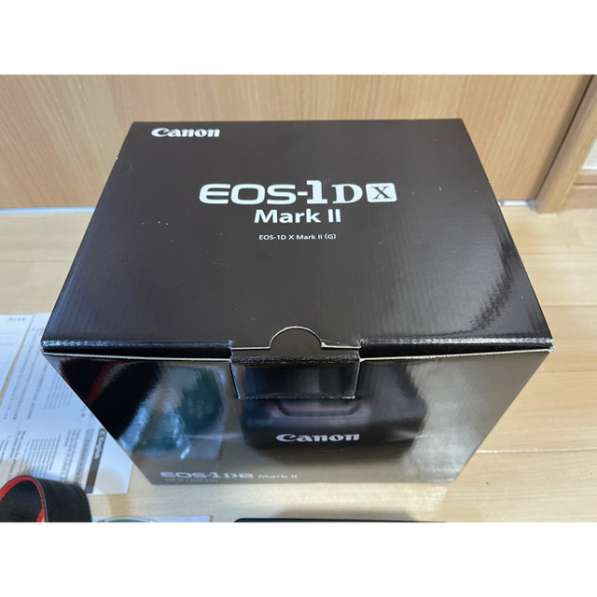 Canon EOS-1D X Mark II DSLR Camera (Body Only) в Москве