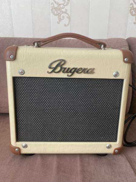 Ламповый BUGERA BC15