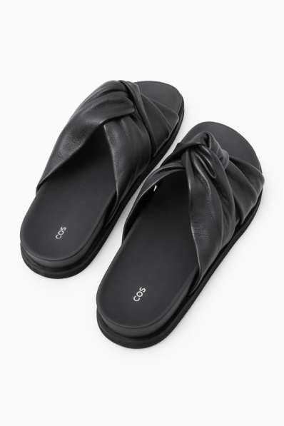 Шлёпанцы COS кожа в Москве