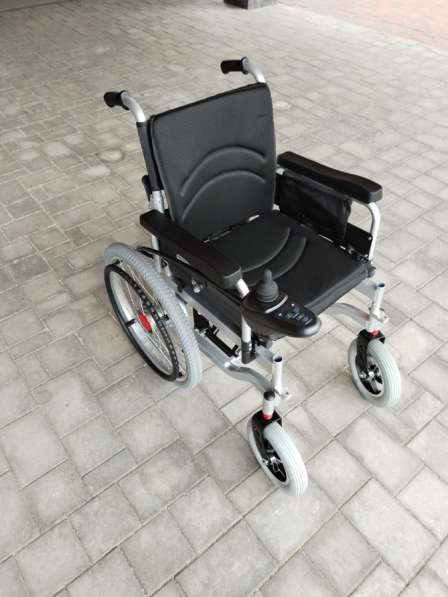 Инвалидная коляска в Омске