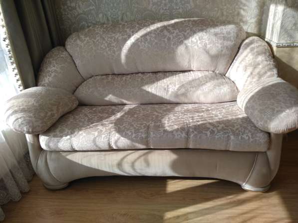 Диван отдам бесплатно