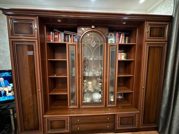 Стенка в гостиную