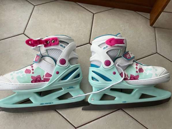 Детские коньки 31-36 размера