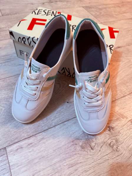 Обувь кожаная