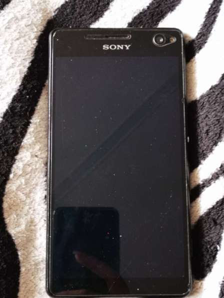 Телефон Sony experia c4 в фото 4