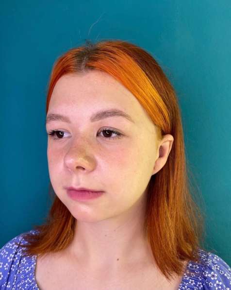 Окрашивание бровей