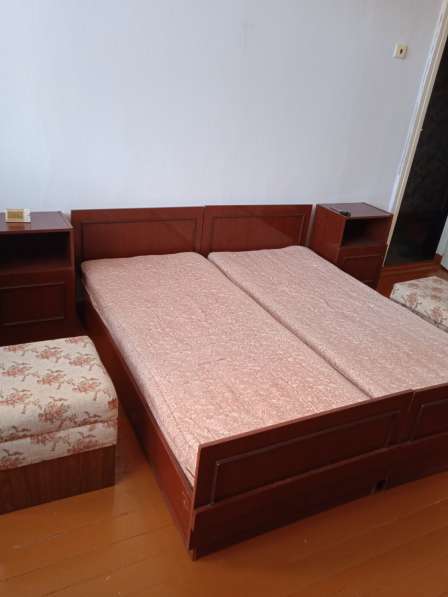 Продам спальный гарнитур в идеальном состоянии в Красноярске фото 4