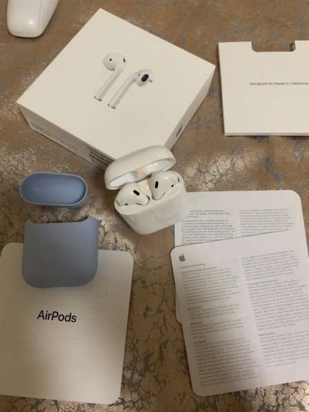 AirPods 1☺️
