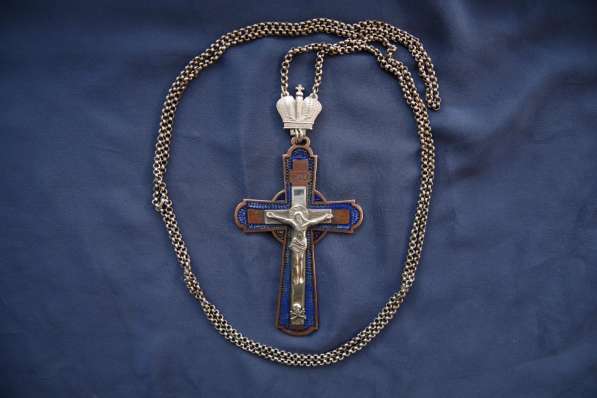 Старинный наградной наперсный крест с украшениями. 1880-е гг в Санкт-Петербурге
